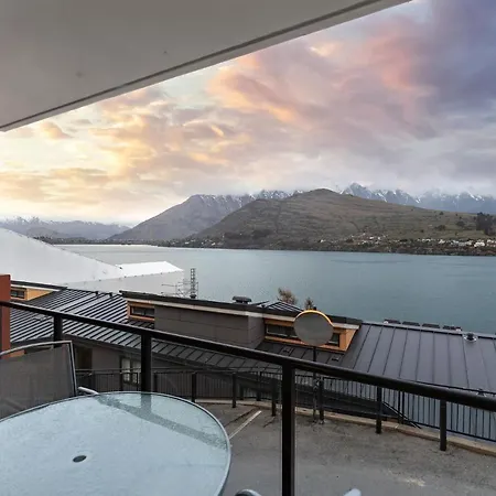 Wakatipu Shores